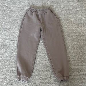 Women's Relaxed Fit Joggers in Taupe